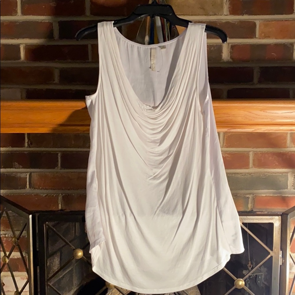 New York and company silky scoop neck blouse